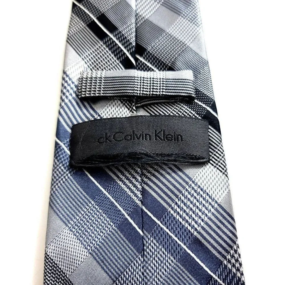 Calvin Klein Gray‎ Blue Plaid Woven Silk Tie